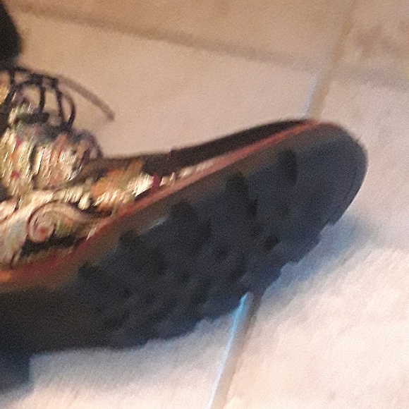 Exotic HANDCRAFTED Spanish made and designed euro size 44 custom boot - Picture 11 of 15